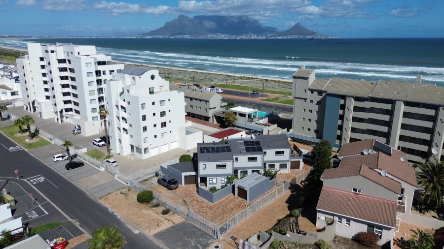 Commercial Property for Sale in Waves Edge Western Cape